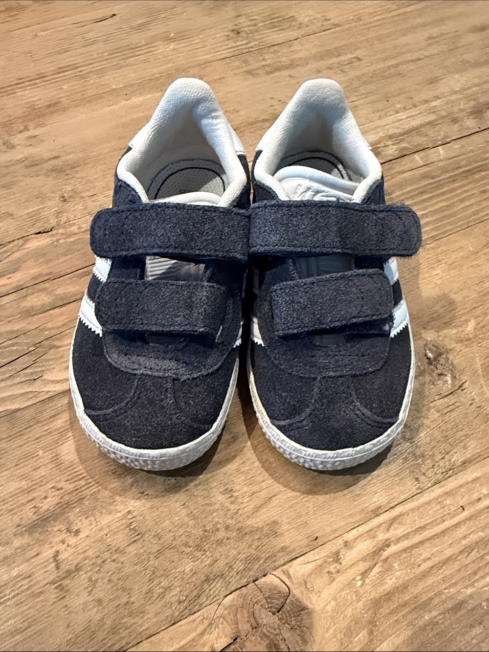 Adidas Kids gazelle Navy Velcro Sneakers